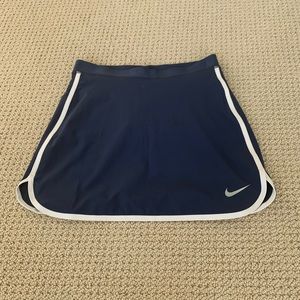 Nike Dri-FIT Fringe Flip Solid Golf Skorts